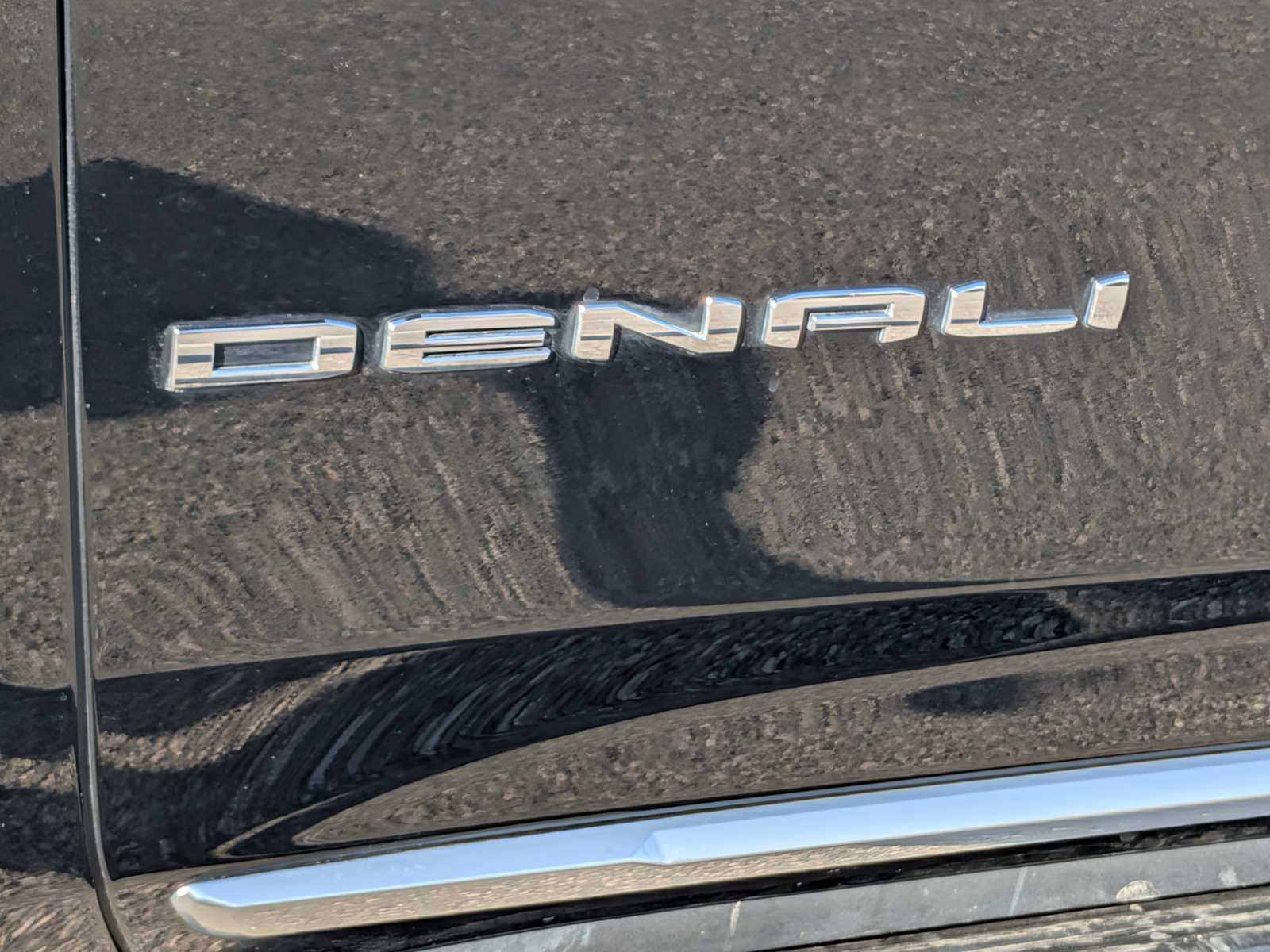 Thumbnail: 2022 GMC Yukon XL - 12