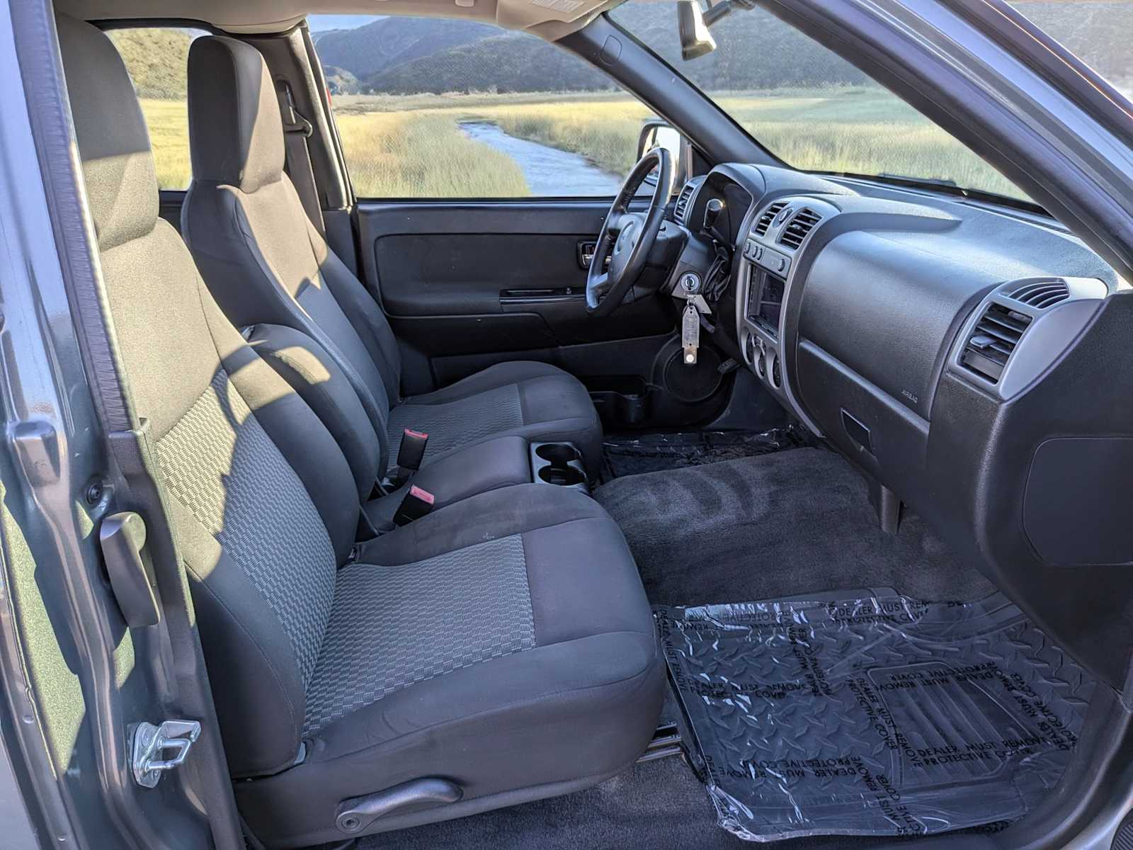 Thumbnail: 2011 GMC Canyon - 23