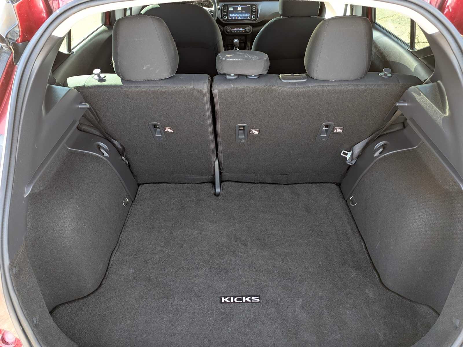 Thumbnail: 2021 Nissan Kicks - 33