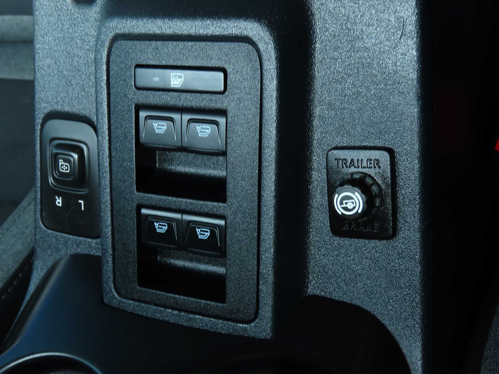 Thumbnail: 2022 Ford Bronco - 30