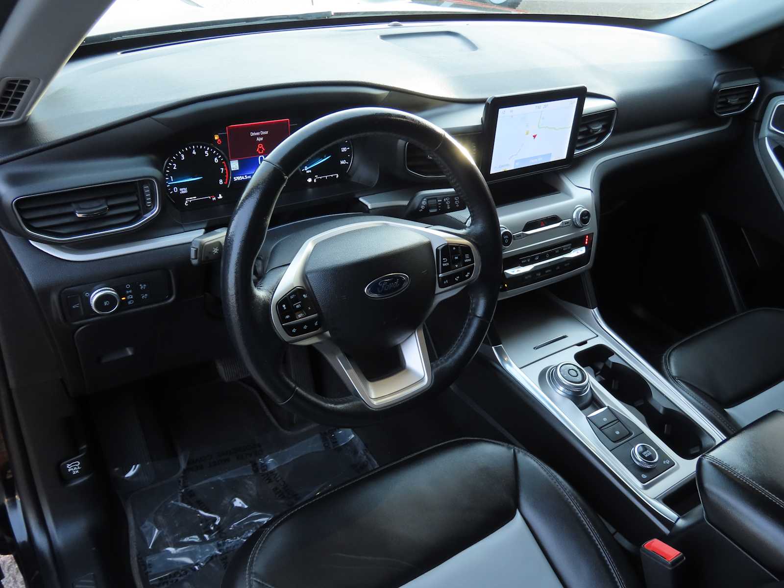 Thumbnail: 2022 Ford Explorer - 2