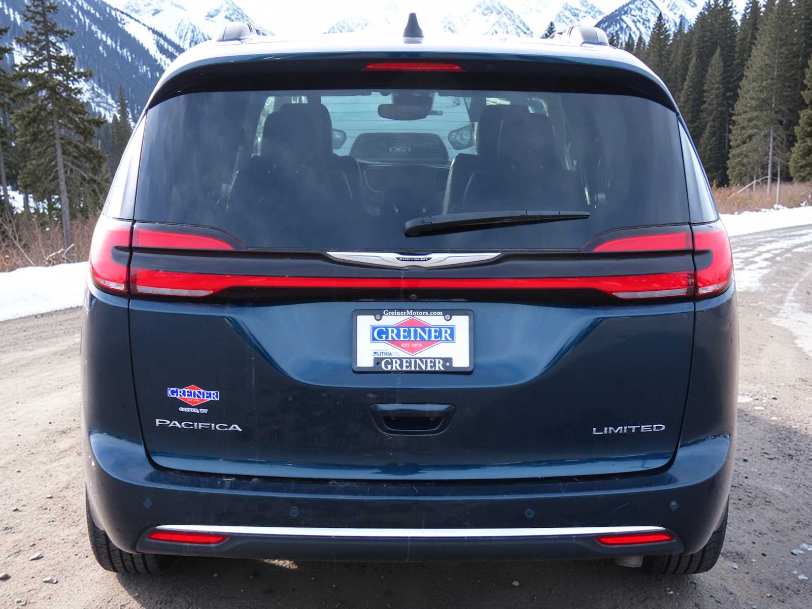 Thumbnail: 2023 Chrysler Pacifica - 5
