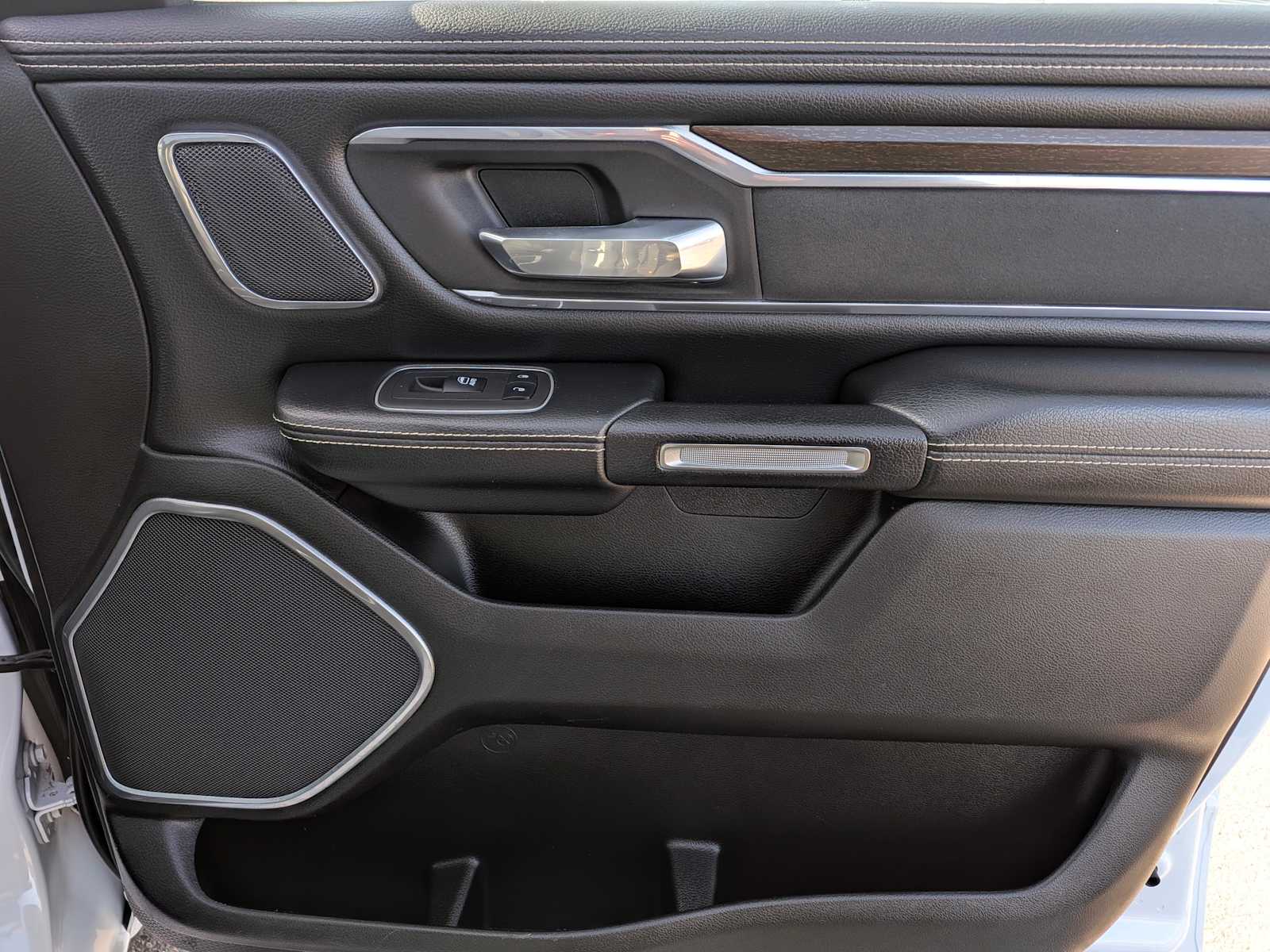 Thumbnail: 2022 RAM 1500 - 23