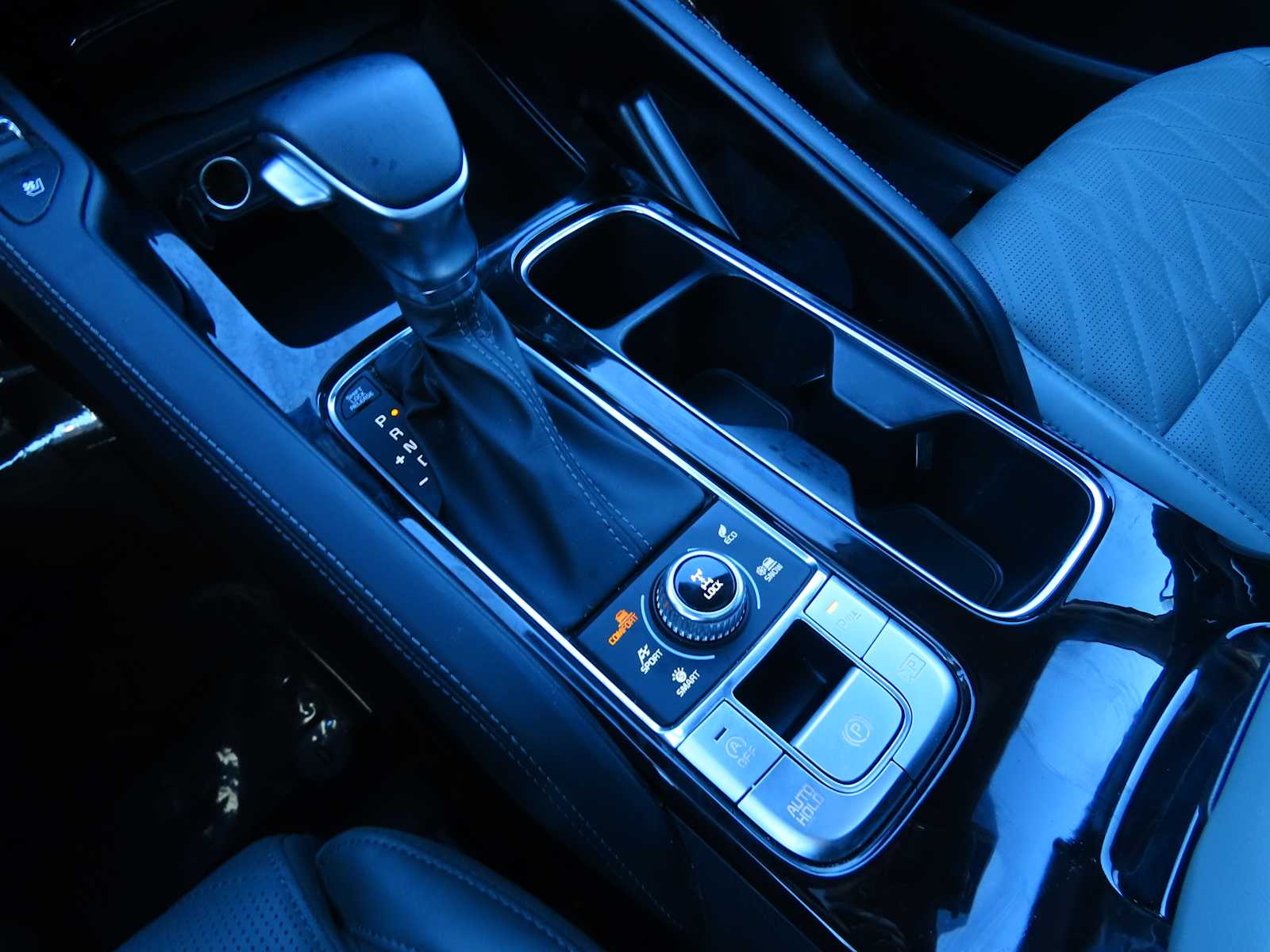 Thumbnail: 2024 Kia Telluride - 32