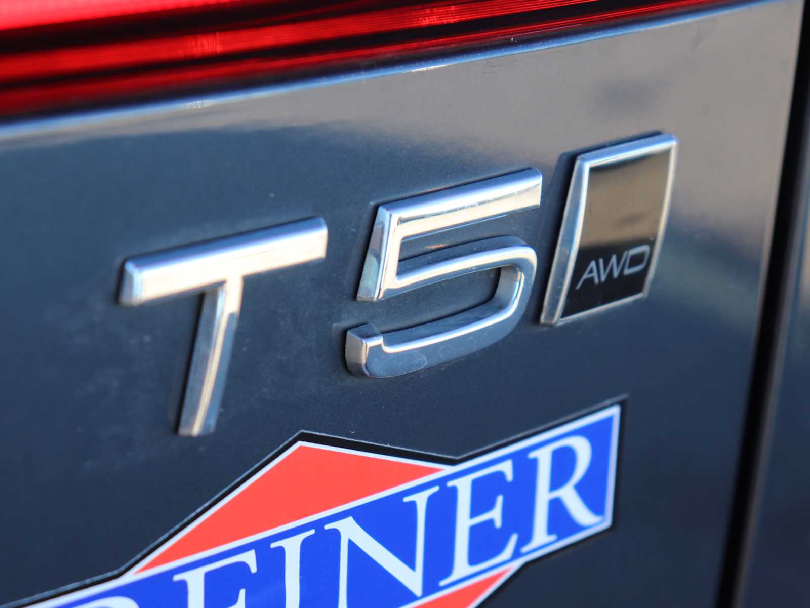 Thumbnail: 2021 Volvo XC60 - 12