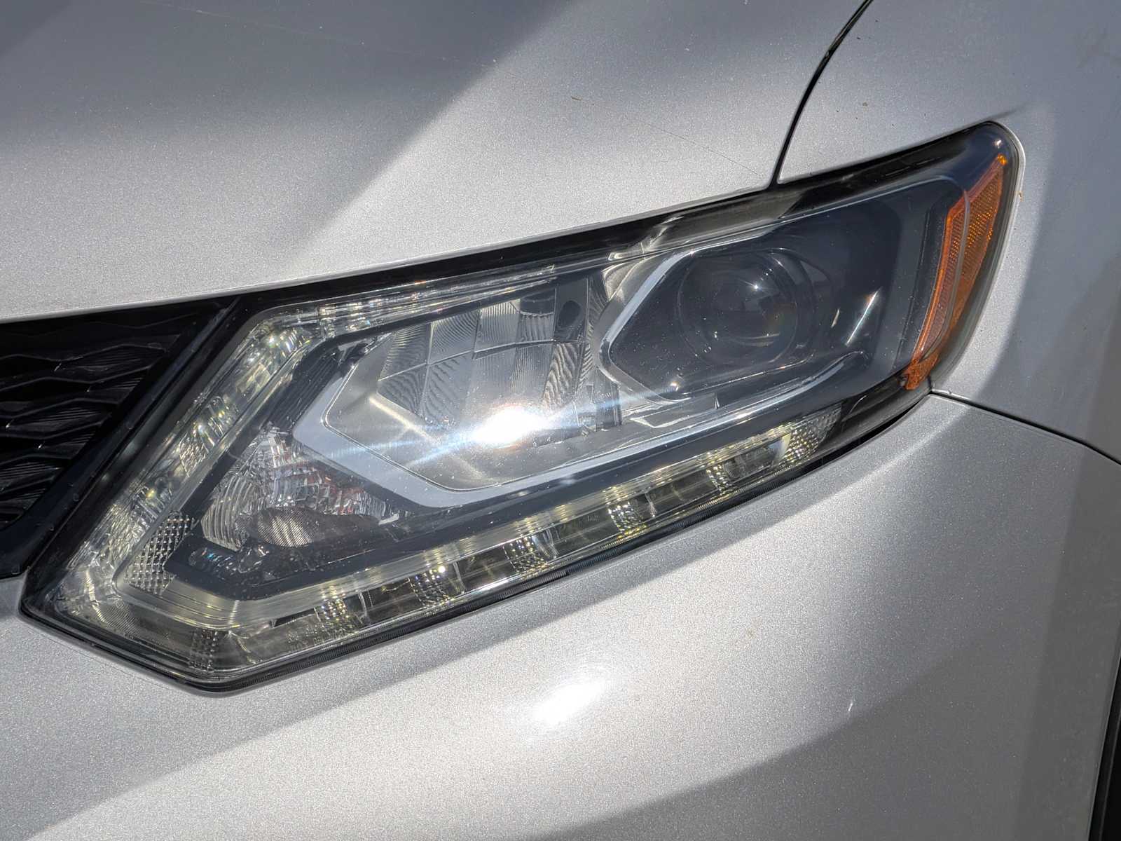 Thumbnail: 2015 Nissan Rogue - 10