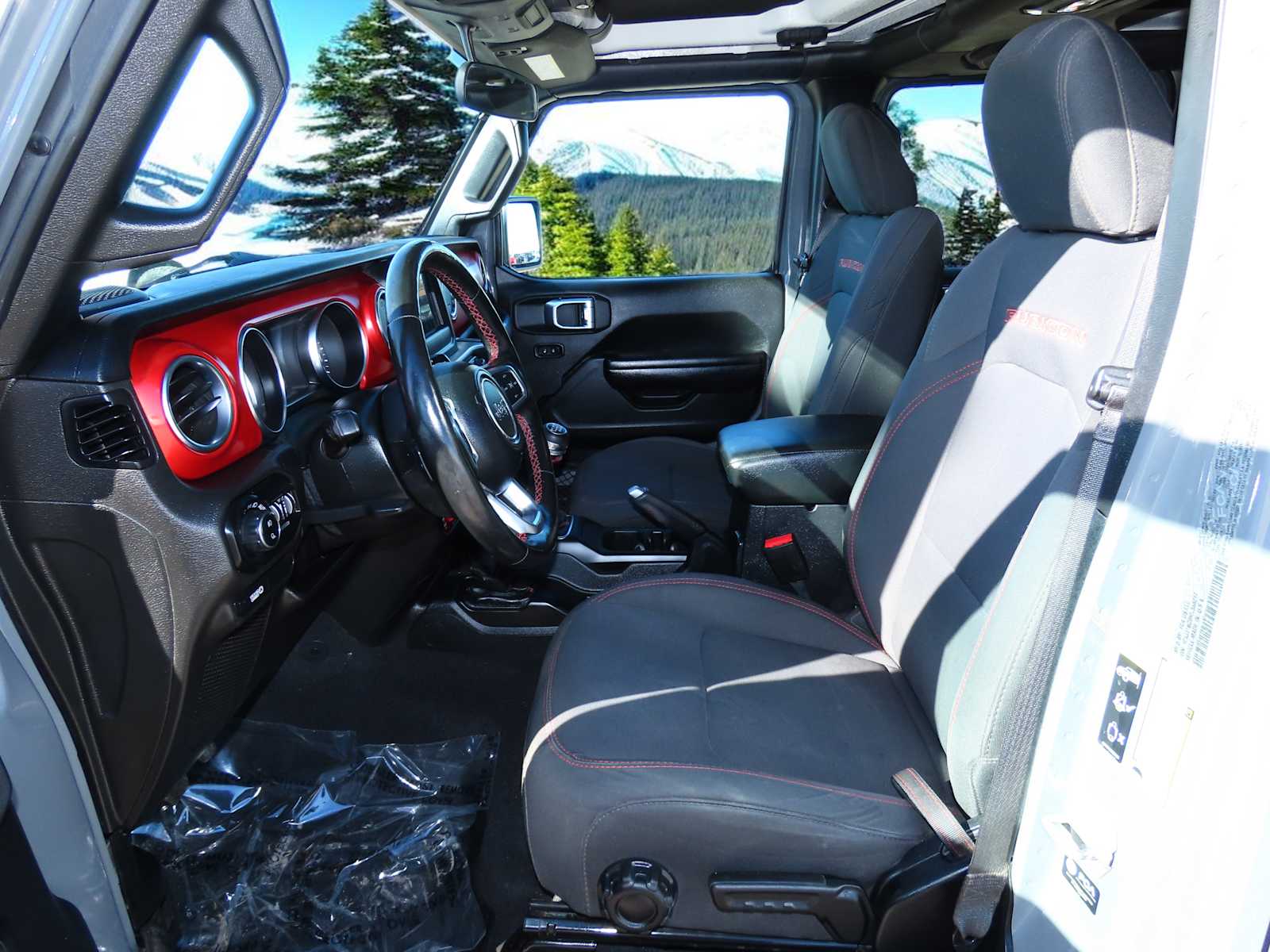 Thumbnail: 2021 Jeep Gladiator - 16