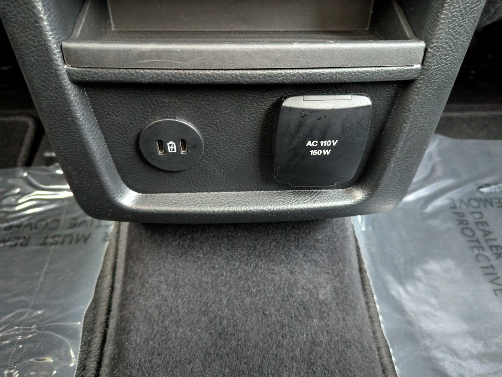 2024 Ford Edge Titanium 29