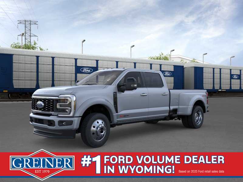2026 Ford F-450 Platinum 4x4 Crew Cab 8' Box DRW's photo