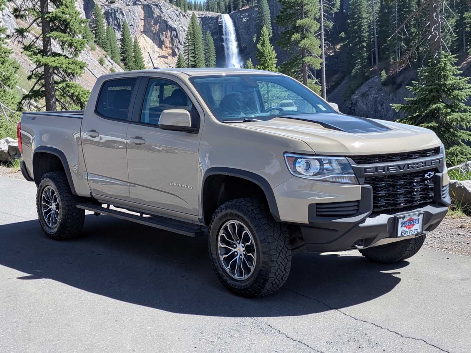 Thumbnail: 2022 Chevrolet Colorado - 8