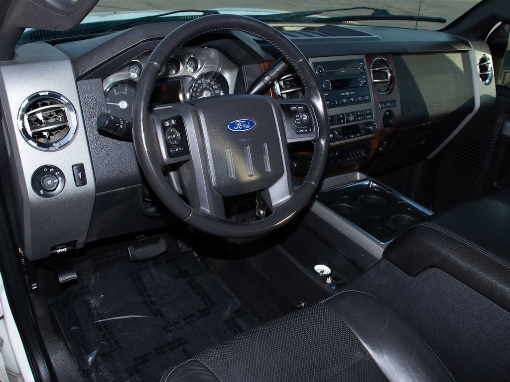 Used 2011 Ford Super Duty F-350 SRW Lariat Truck Crew Cab