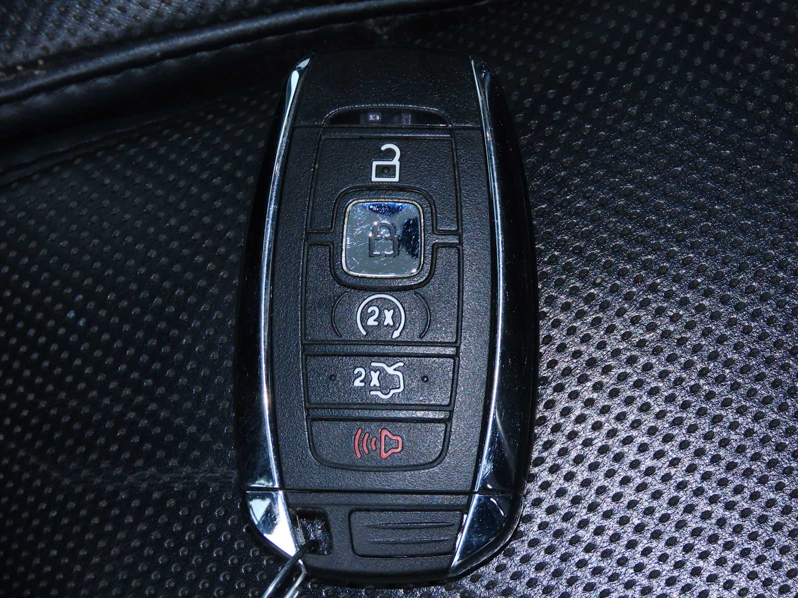 Thumbnail: 2019 Lincoln Continental - 35