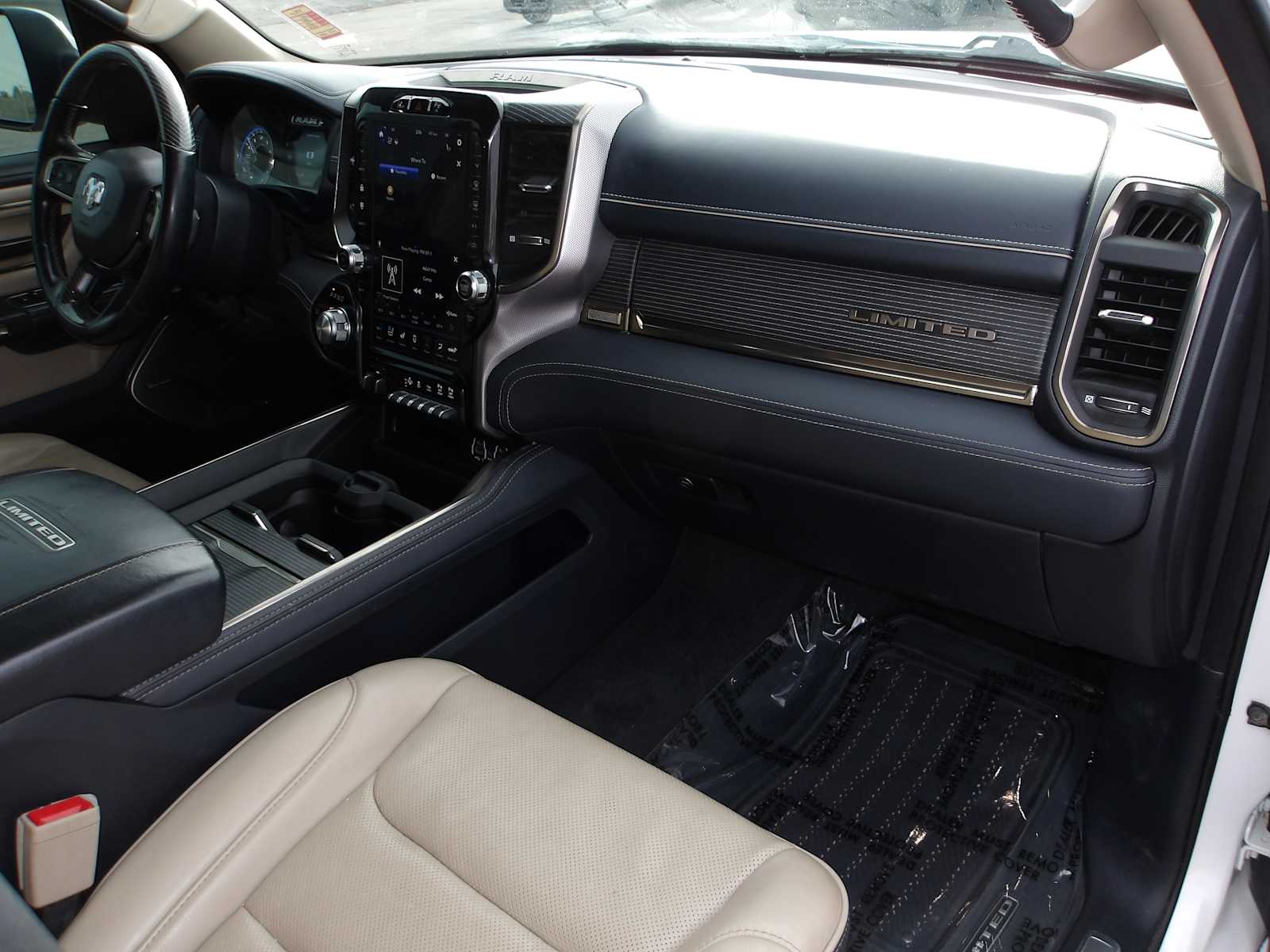 Thumbnail: 2021 RAM 1500 - 21