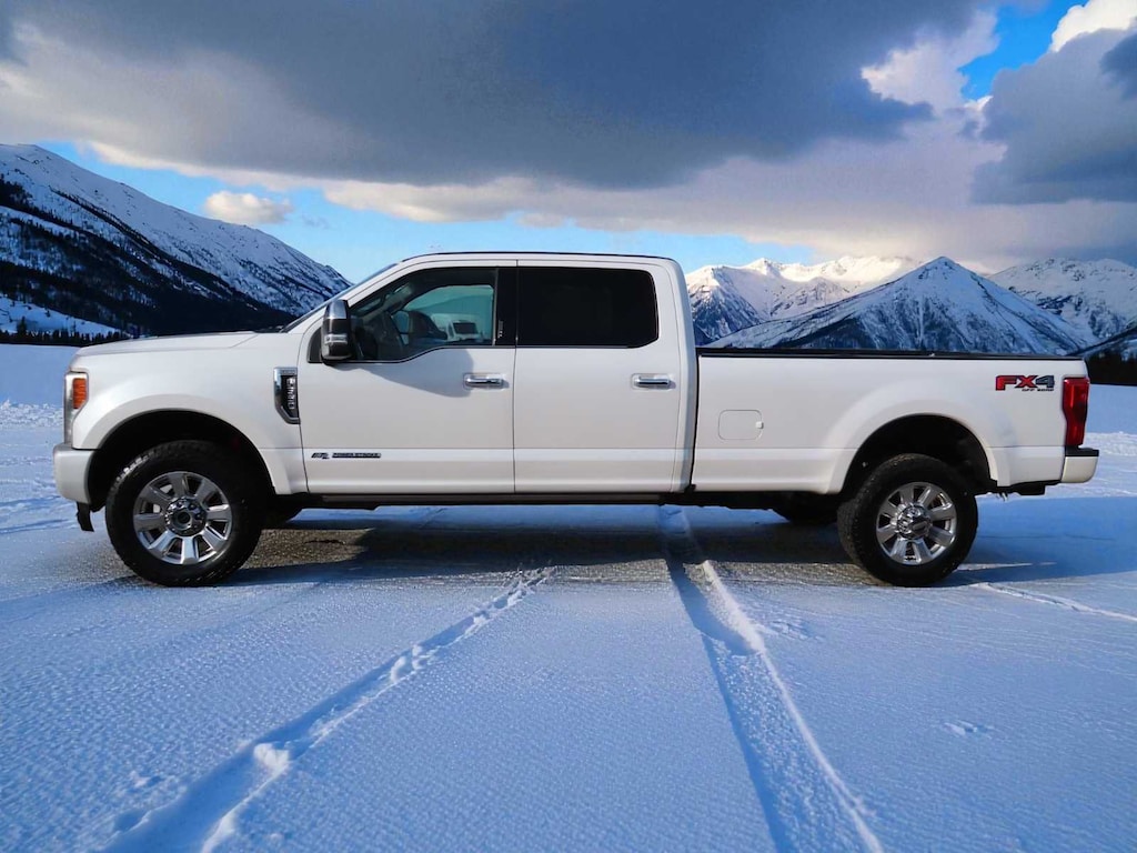 Used 2017 Ford Super Duty F-350 SRW Platinum Truck Crew Cab