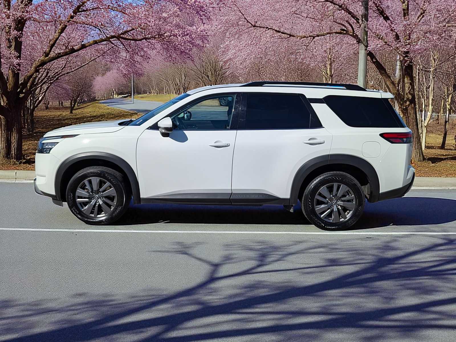 Thumbnail: 2025 Nissan Pathfinder - 3