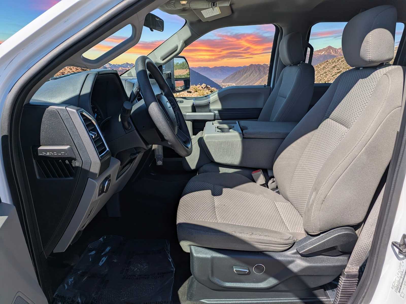 Thumbnail: 2018 Ford Econoline - 14
