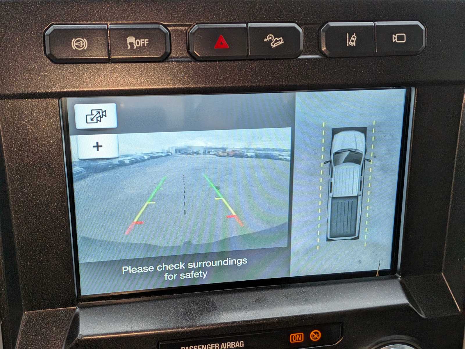 Thumbnail: 2017 Ford Econoline - 30