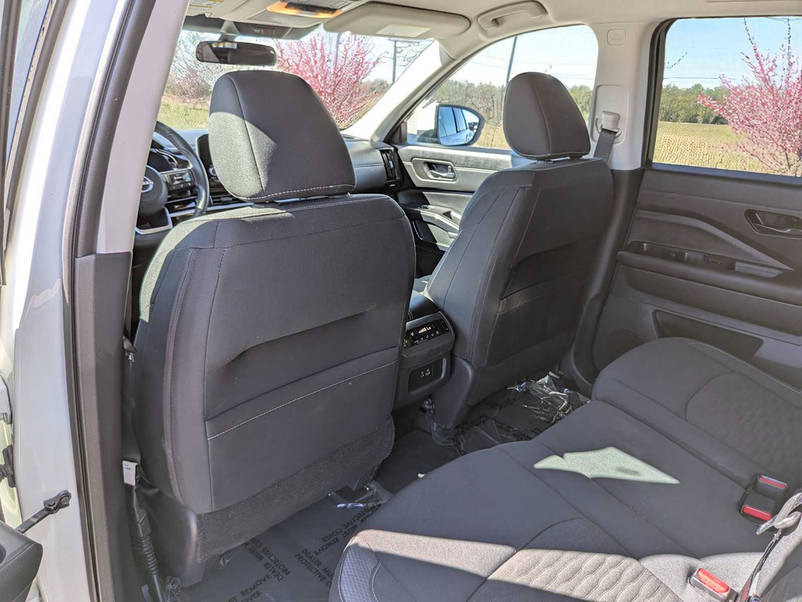 Thumbnail: 2025 Nissan Pathfinder - 20