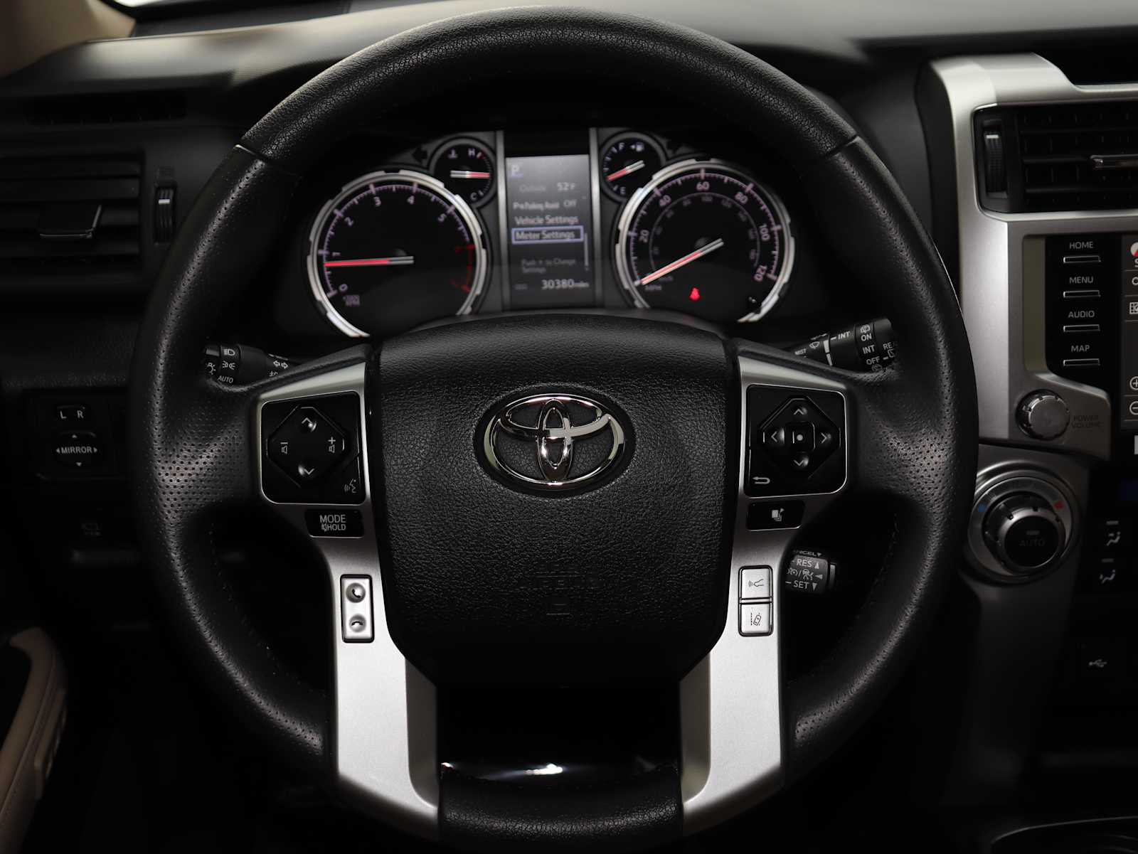 Thumbnail: 2022 Toyota 4Runner - 30