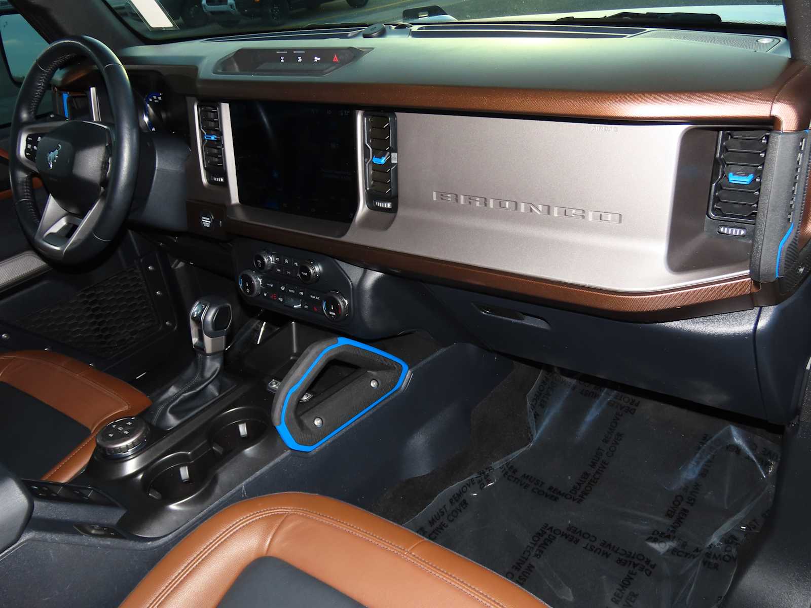 Thumbnail: 2022 Ford Bronco - 24