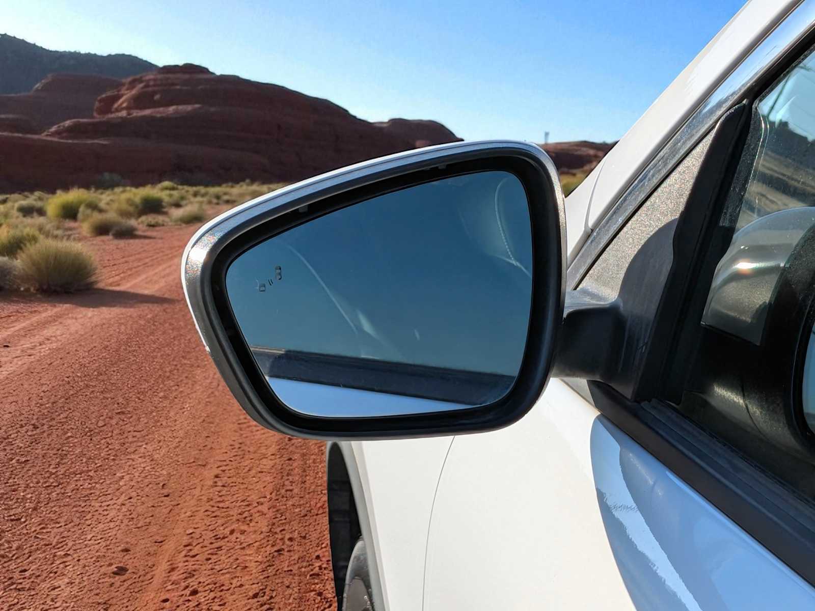 Thumbnail: 2022 Ford Escape - 16