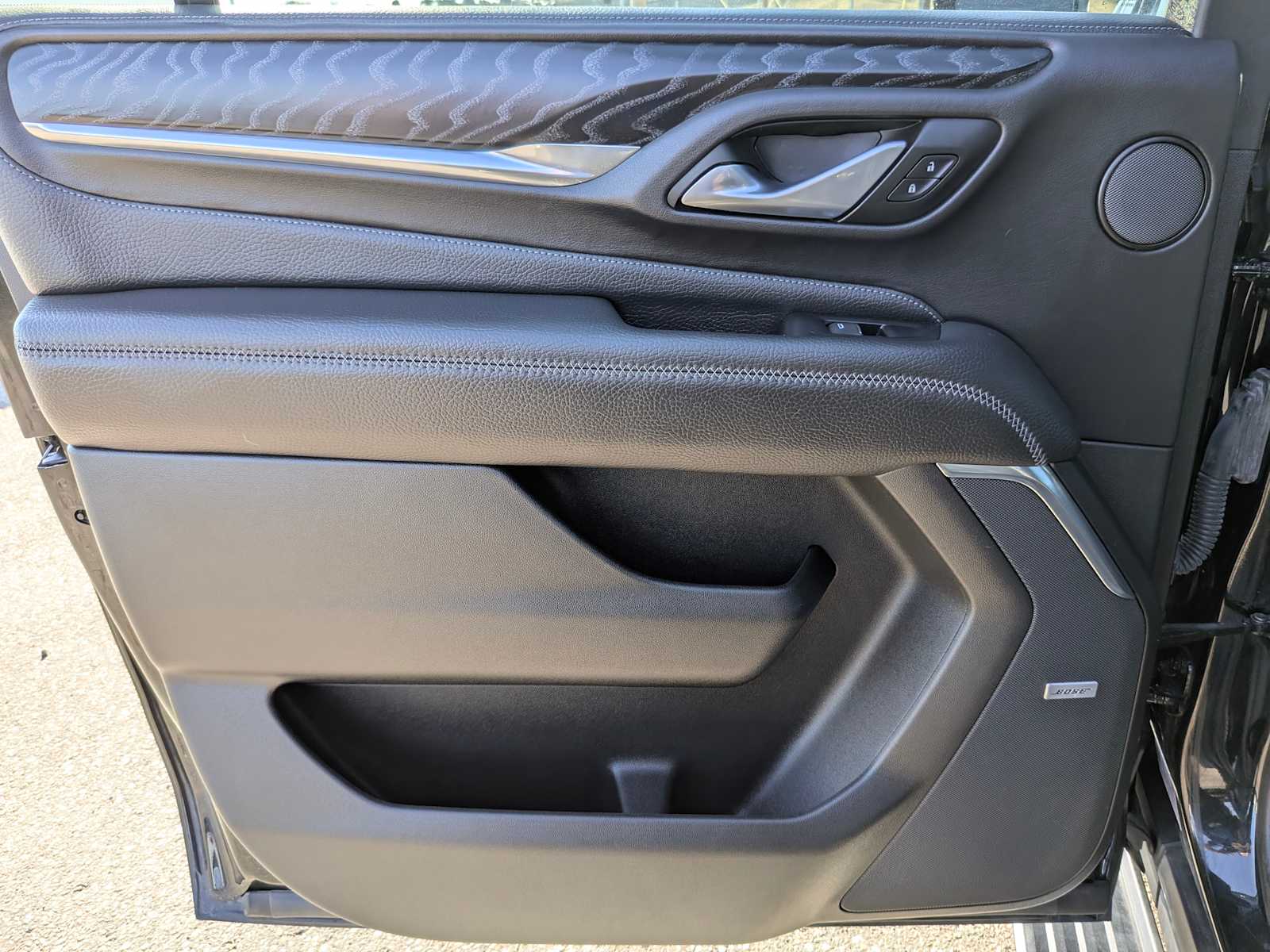 Thumbnail: 2022 GMC Yukon XL - 24