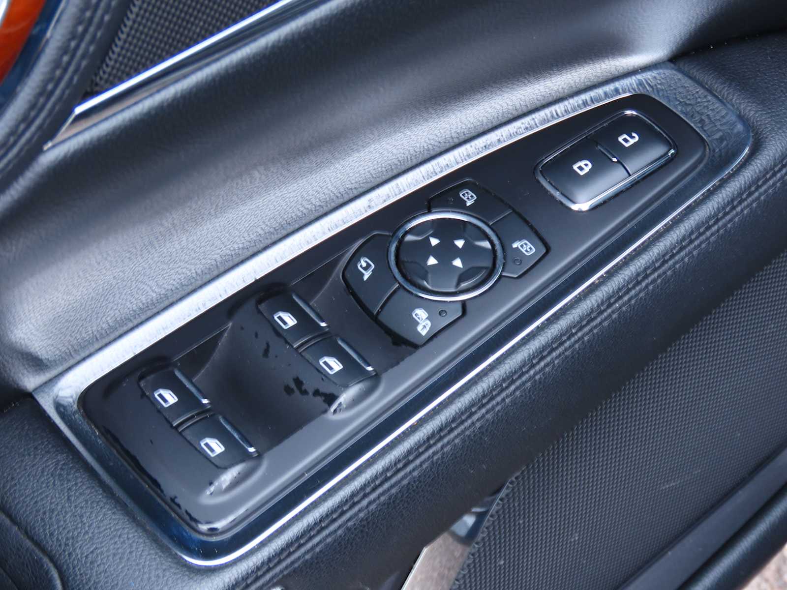 Thumbnail: 2019 Lincoln Continental - 17