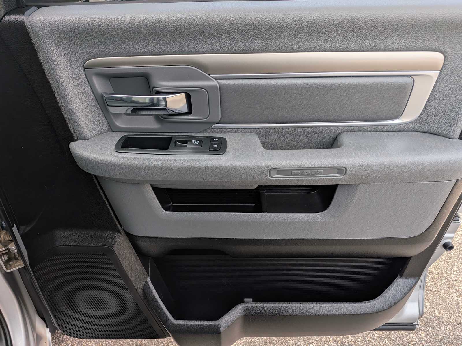 Thumbnail: 2013 RAM 1500 - 21