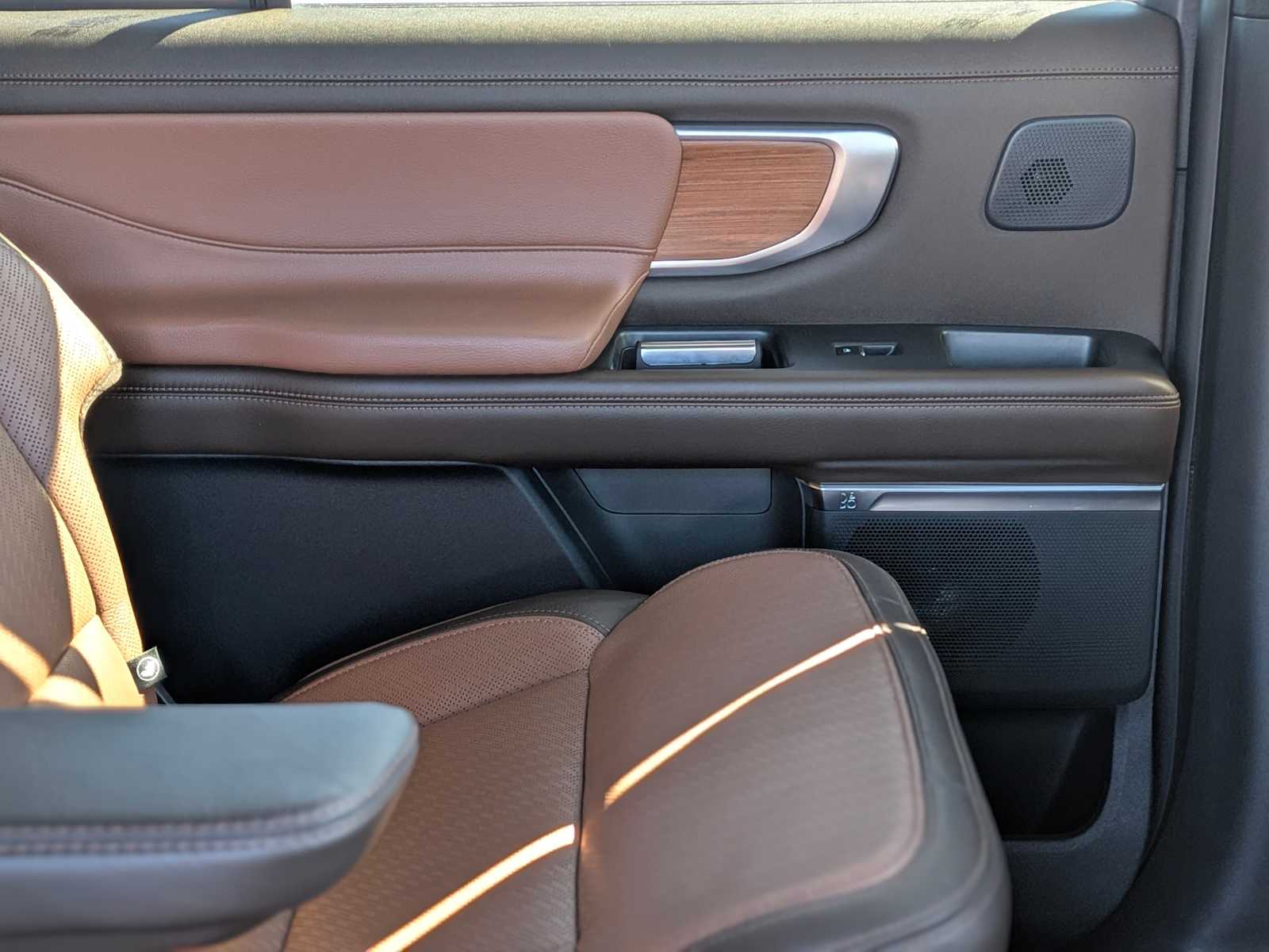 Thumbnail: 2025 Ford Expedition MAX - 24