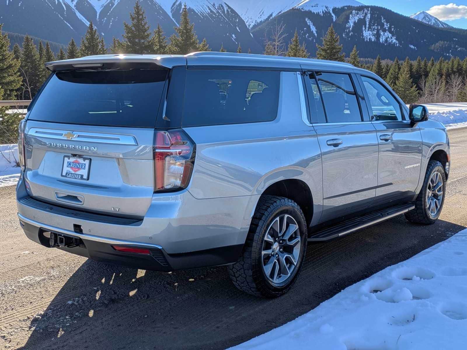 Thumbnail: 2024 Chevrolet Suburban - 6