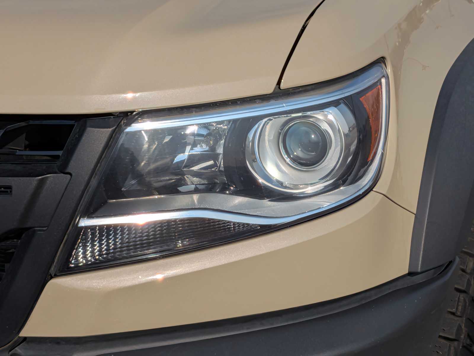 Thumbnail: 2022 Chevrolet Colorado - 10