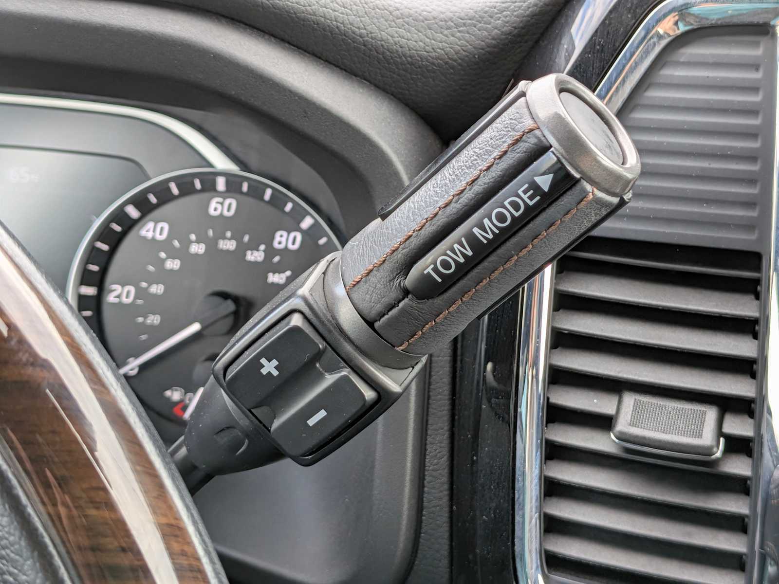 Thumbnail: 2021 Nissan Titan - 40
