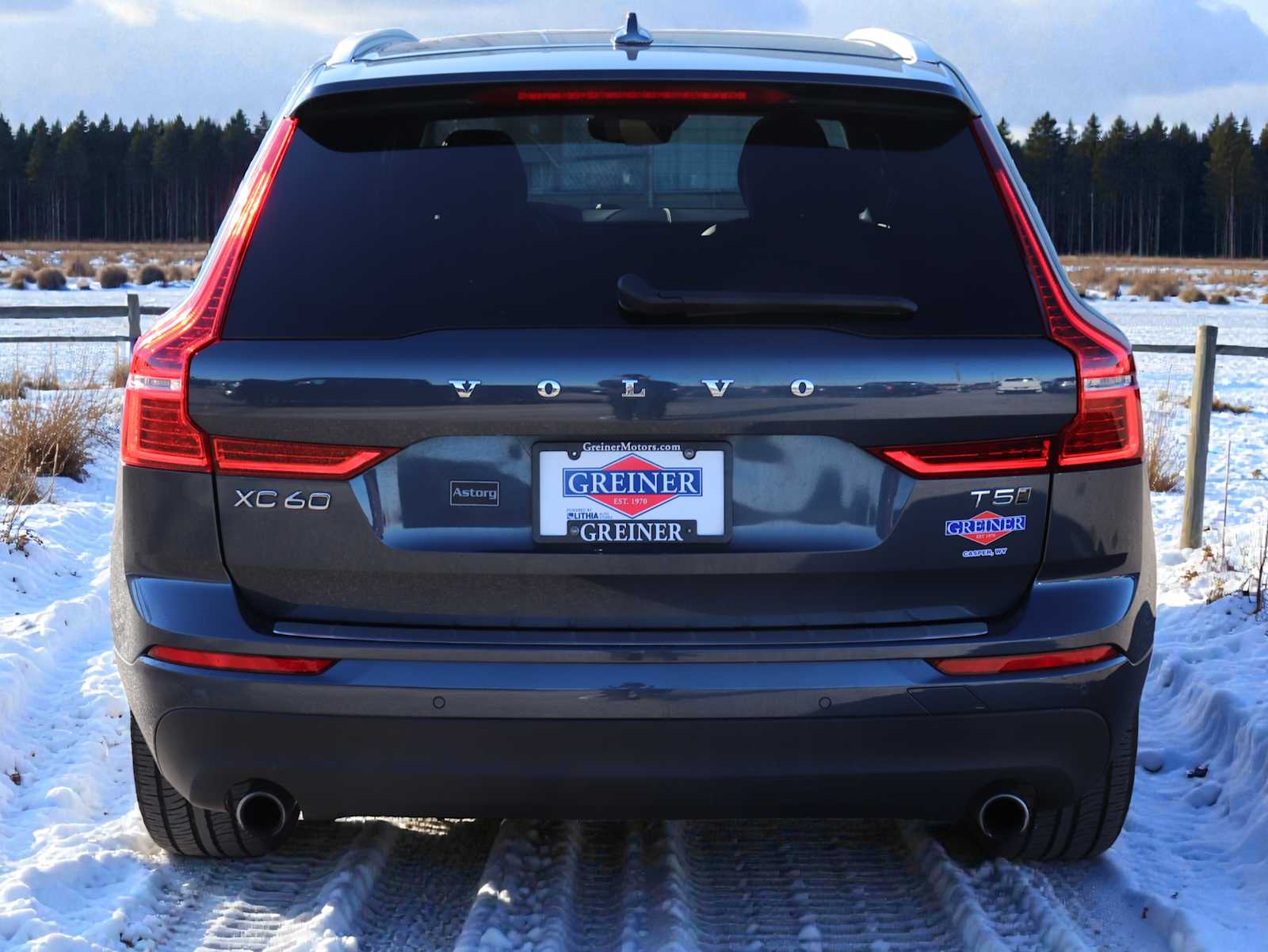 Thumbnail: 2021 Volvo XC60 - 5