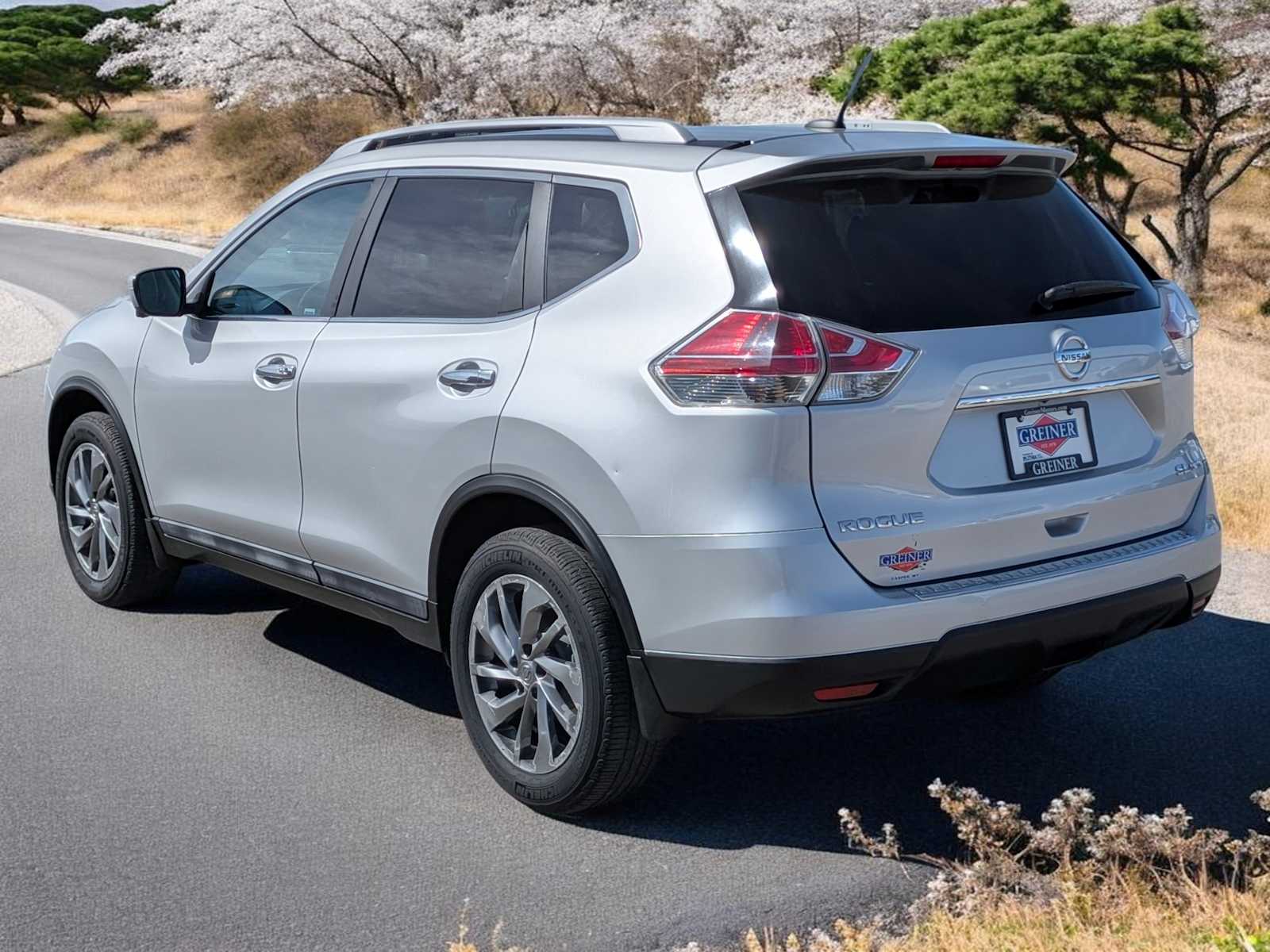 Thumbnail: 2015 Nissan Rogue - 4