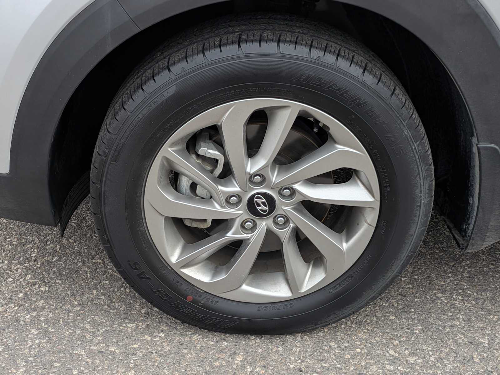 Thumbnail: 2018 Hyundai Tucson - 14