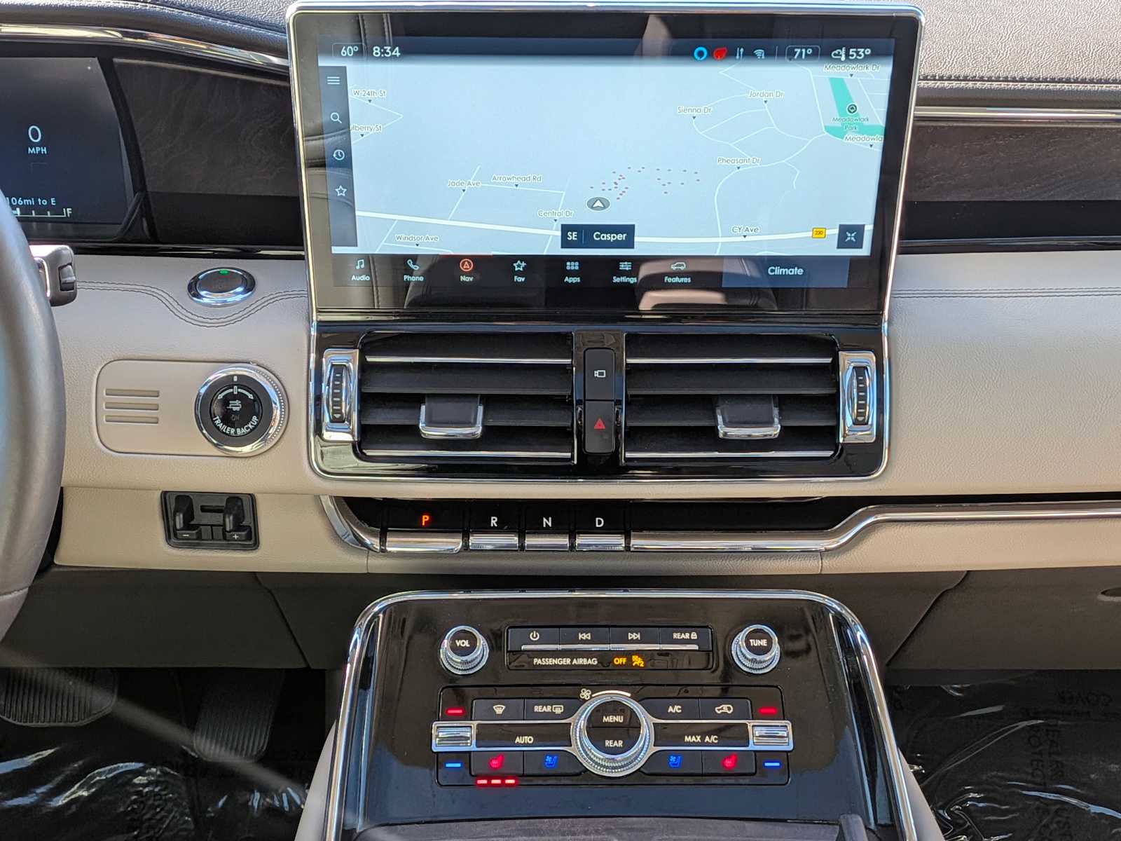 Thumbnail: 2023 Lincoln Navigator - 20