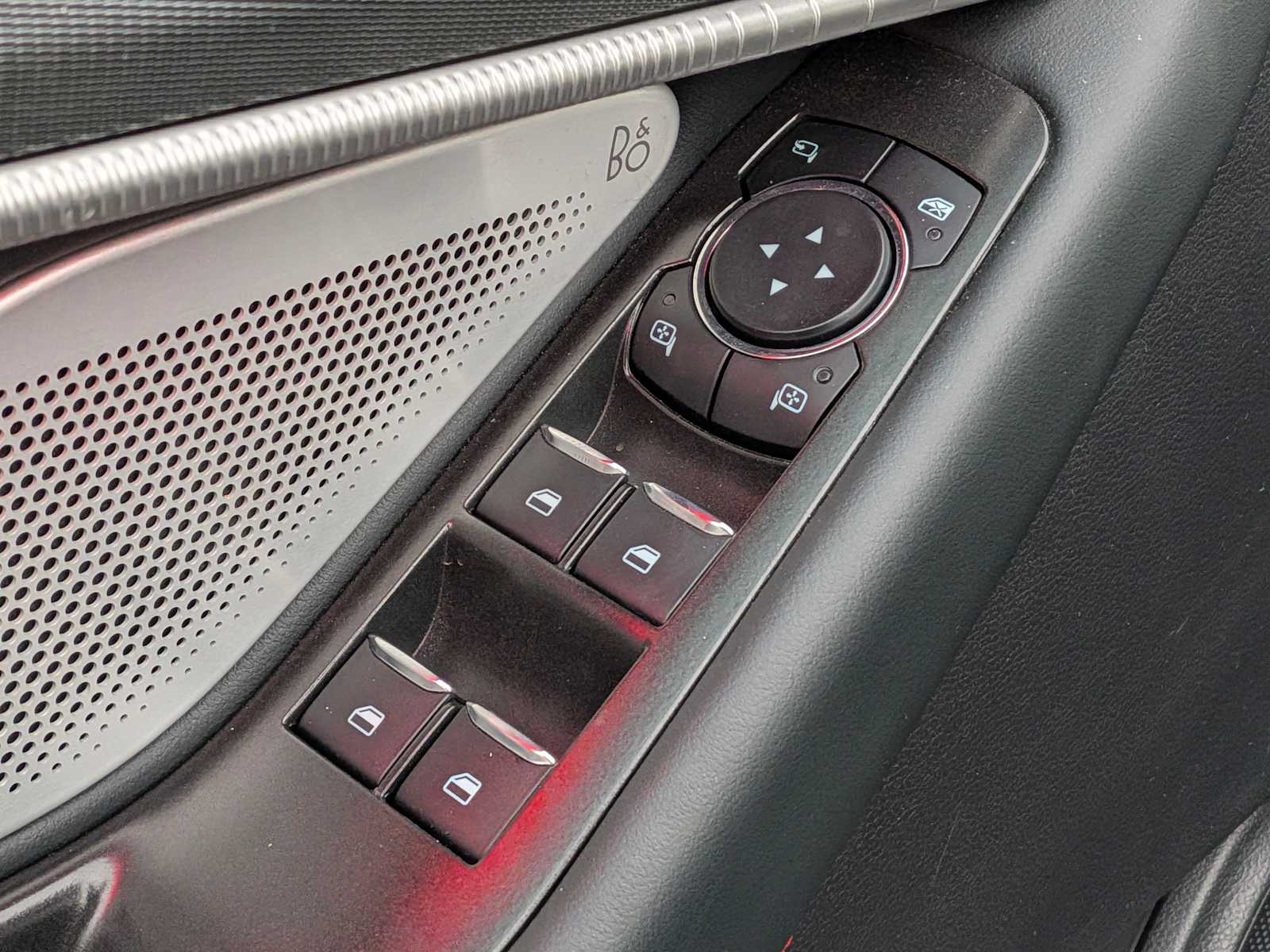 Thumbnail: 2025 Ford Explorer - 16