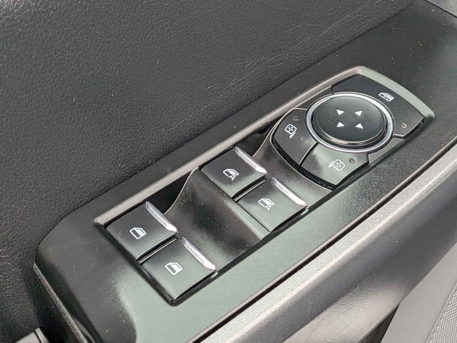 Thumbnail: 2023 Ford Econoline - 19