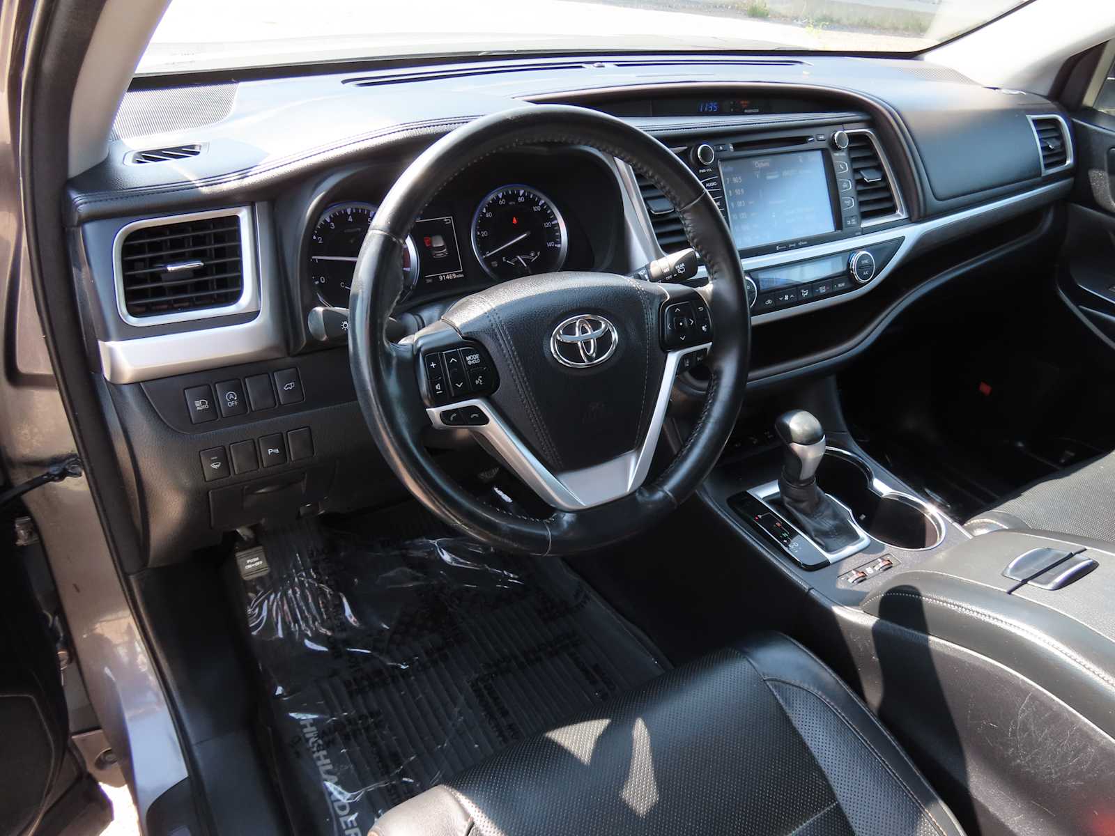 Used 2018 Toyota Highlander Limited with VIN 5TDDZRFH4JS867232 for sale in Casper, WY