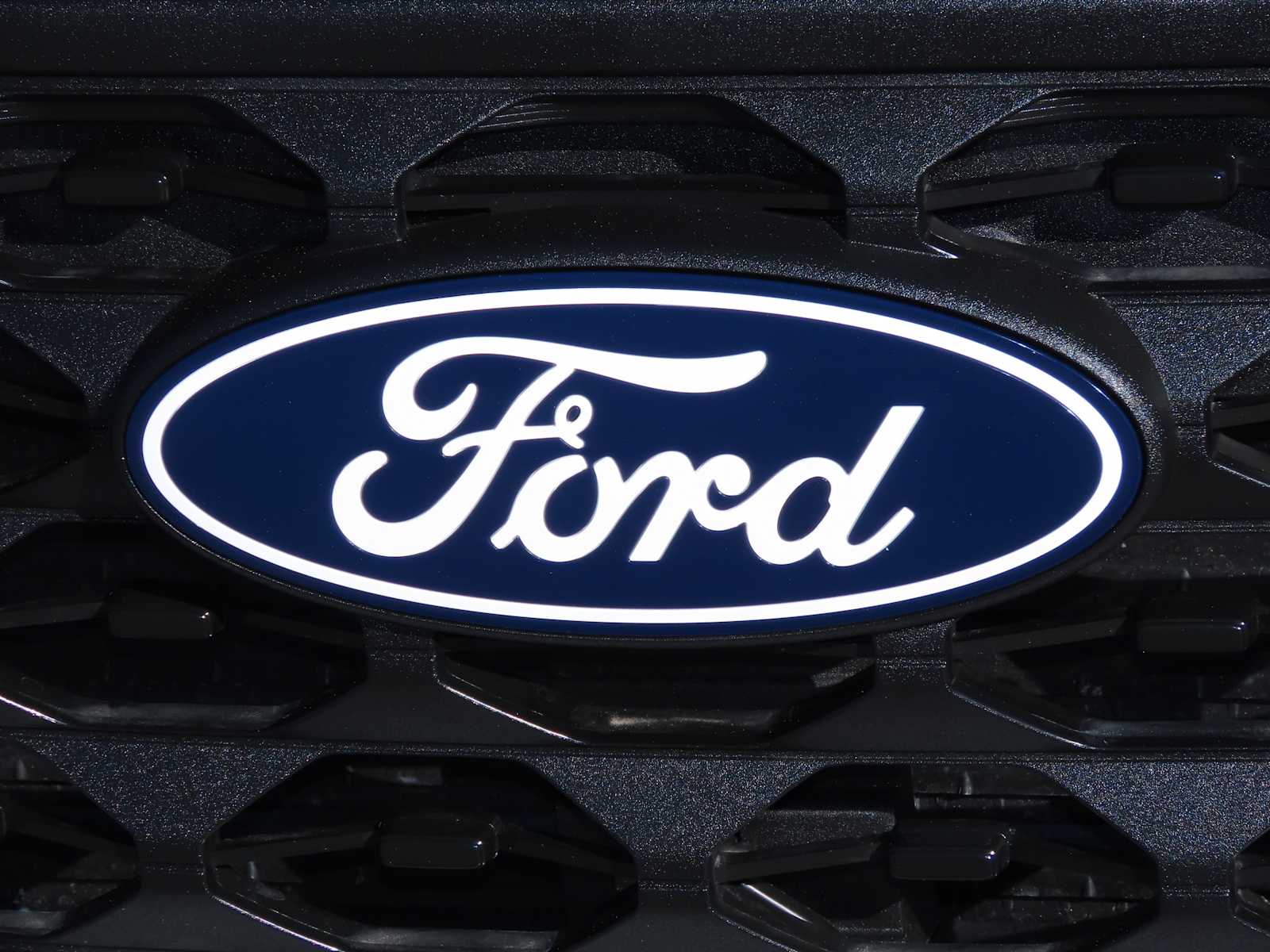 Thumbnail: 2025 Ford Maverick - 10