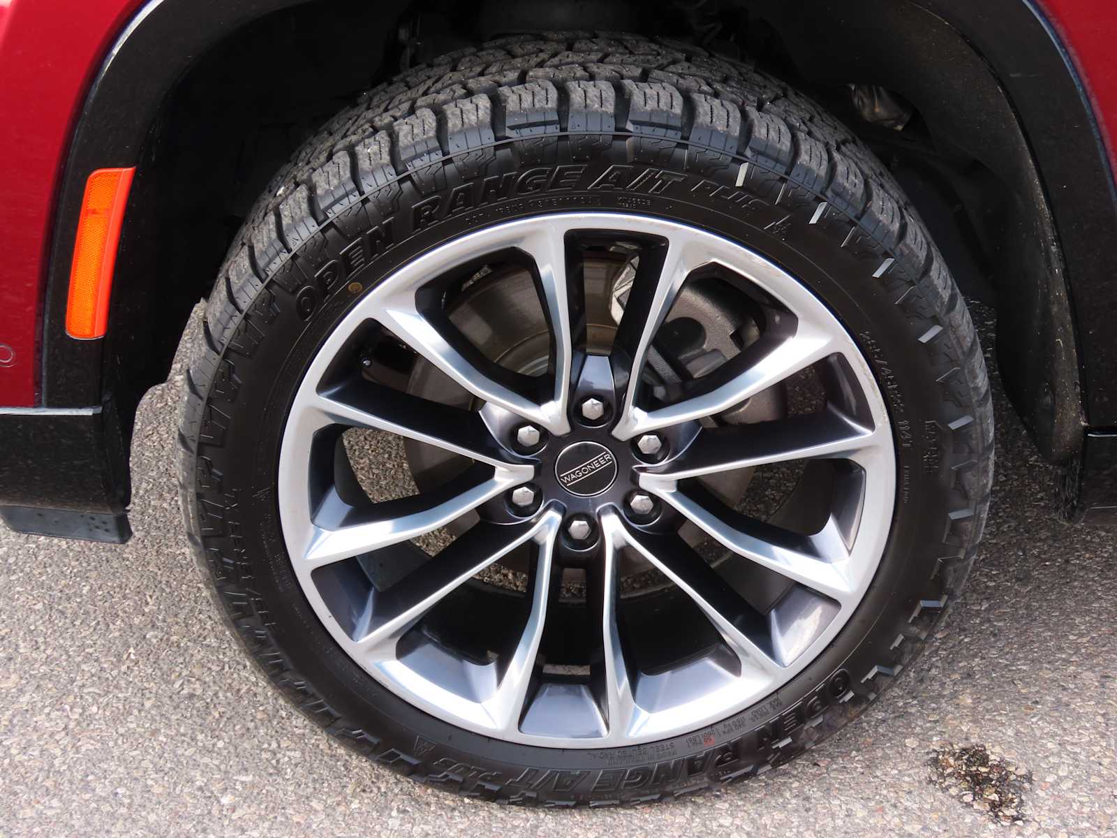 Thumbnail: 2022 Jeep Wagoneer - 13