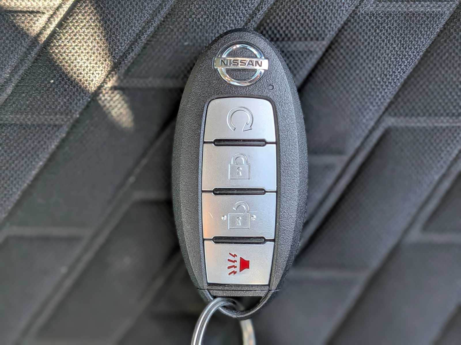 Thumbnail: 2021 Nissan Kicks - 34