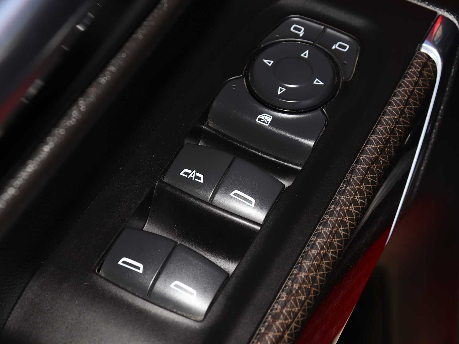 Thumbnail: 2020 Chevrolet Silverado 1500 - 21