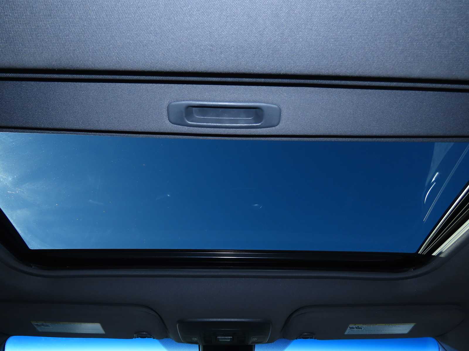 Thumbnail: 2019 Toyota Avalon - 24