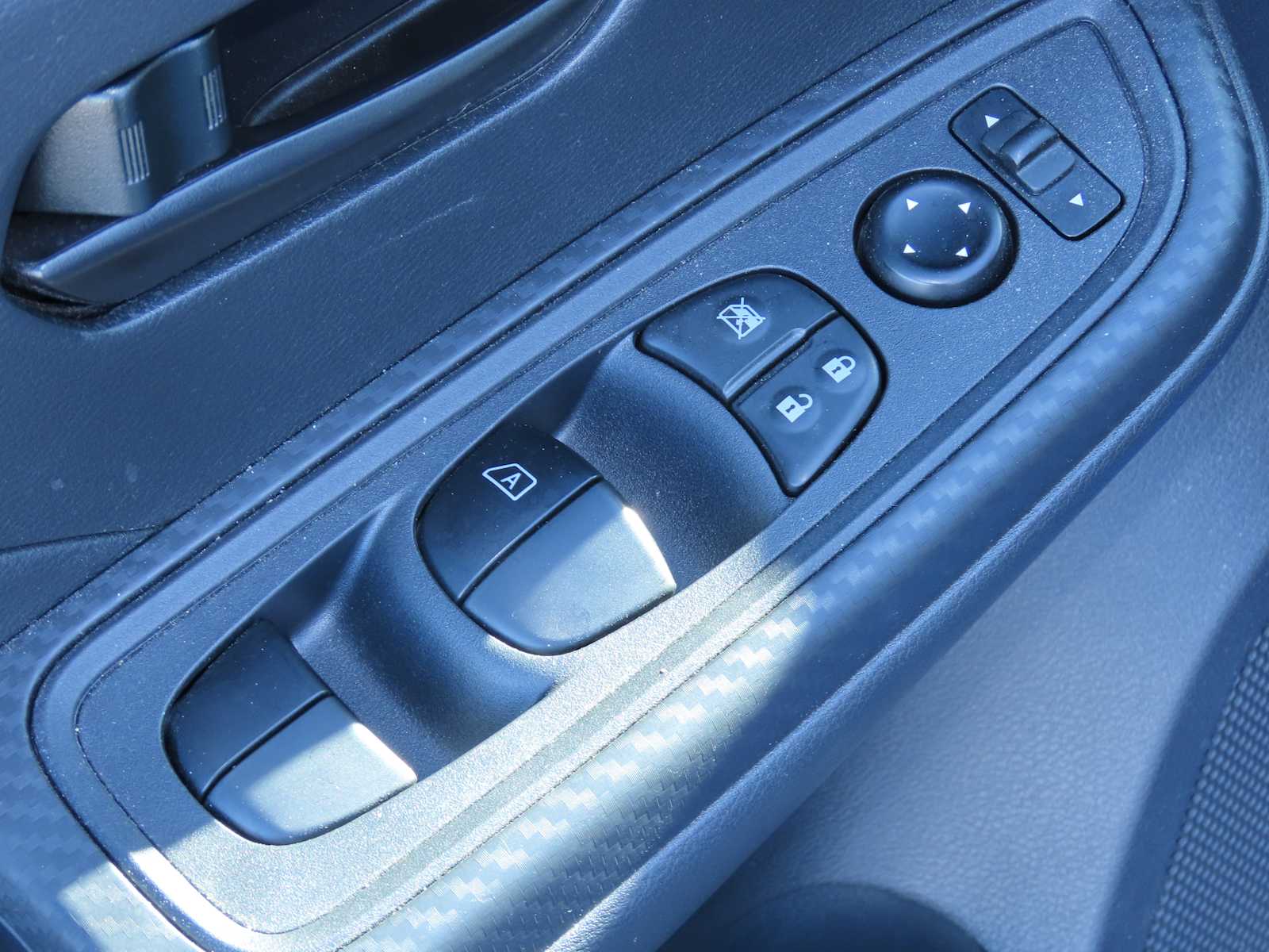 Thumbnail: 2024 Nissan Versa - 18