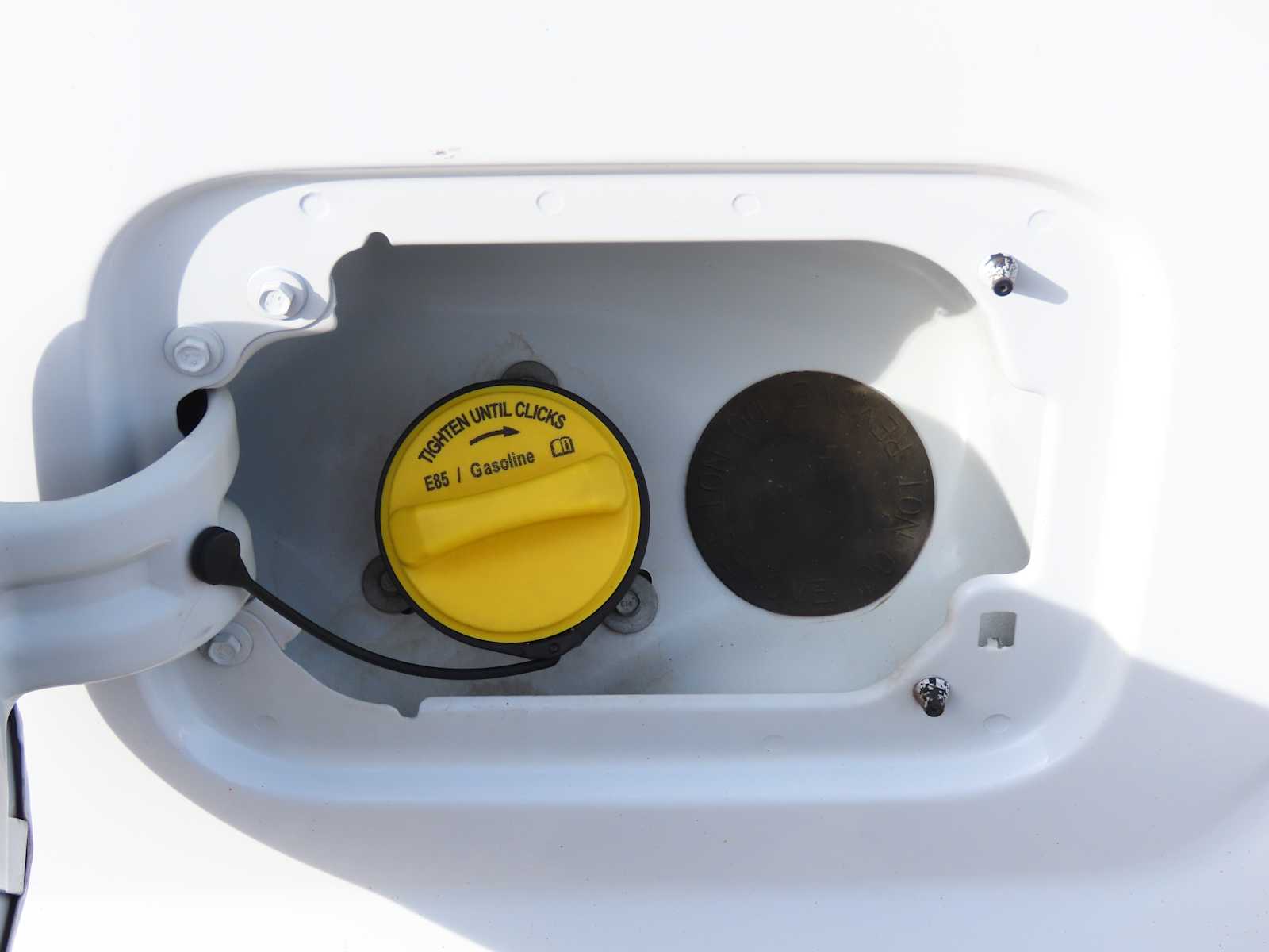 Thumbnail: 2015 Ford Econoline - 16