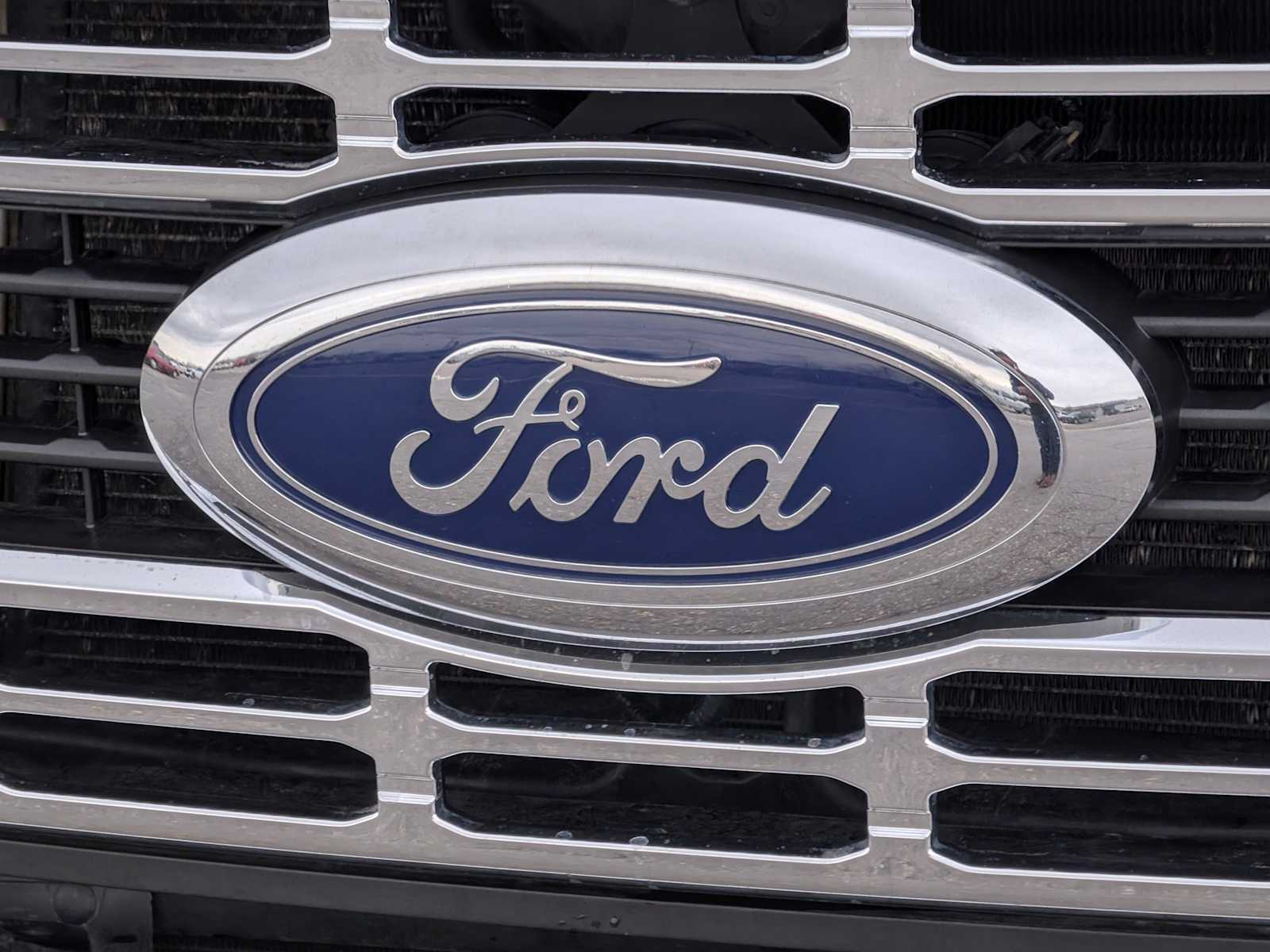 Thumbnail: 2023 Ford Econoline - 11