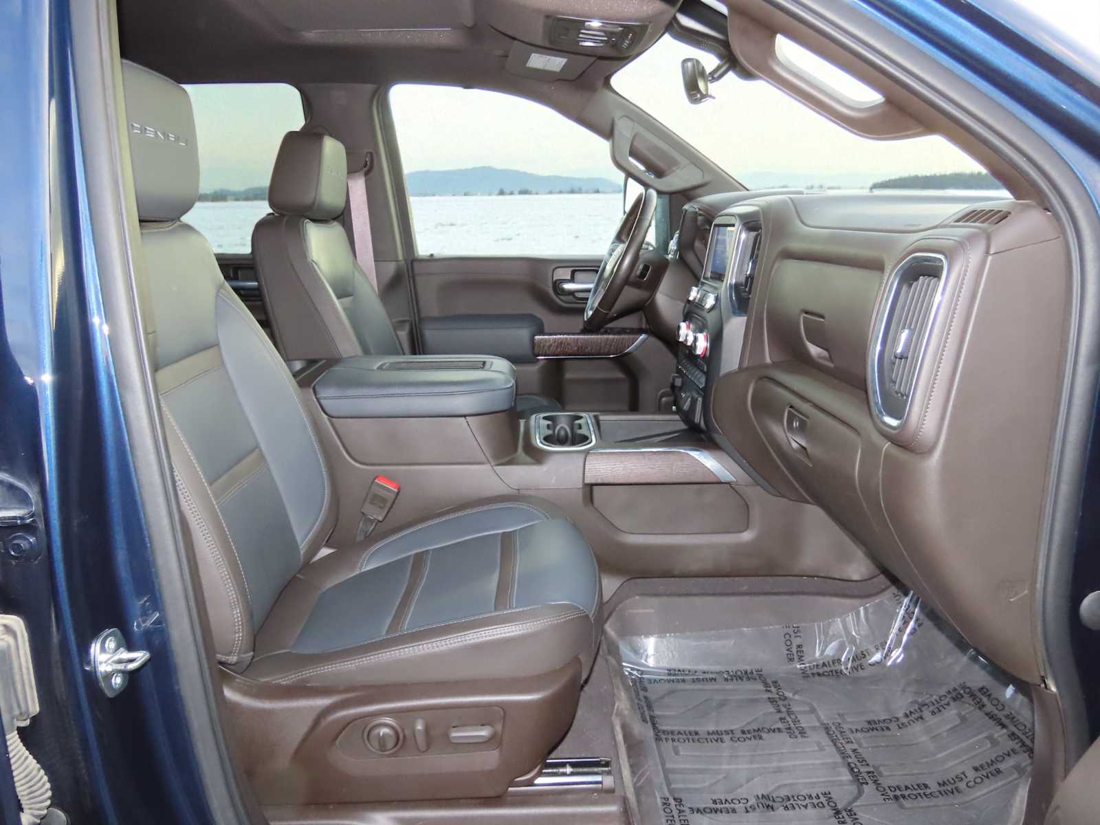 Thumbnail: 2022 GMC Sierra 3500 - 23