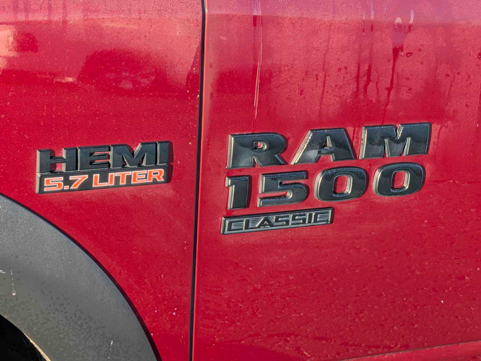 Thumbnail: 2019 RAM 1500 Classic - 12