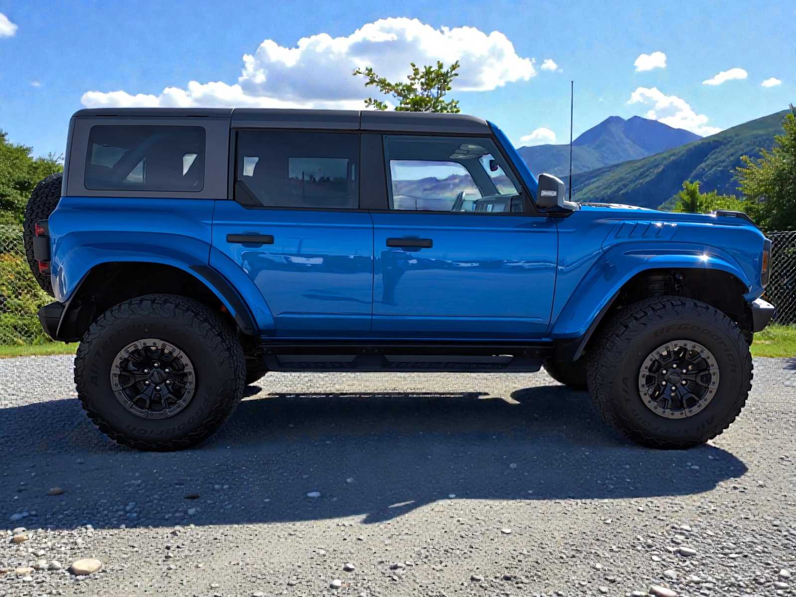 Thumbnail: 2024 Ford Bronco - 7